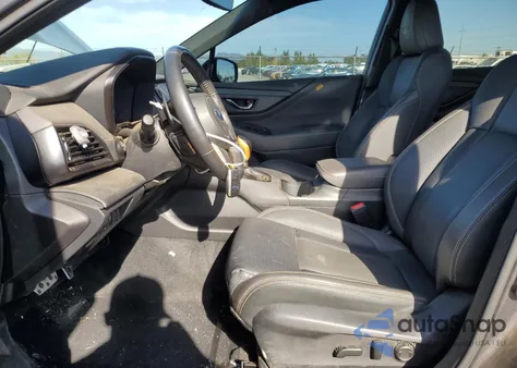 2022 Subaru Outback Wilderness z USA, uszkodzony, nr VIN 4S4BTGUD4N3118561